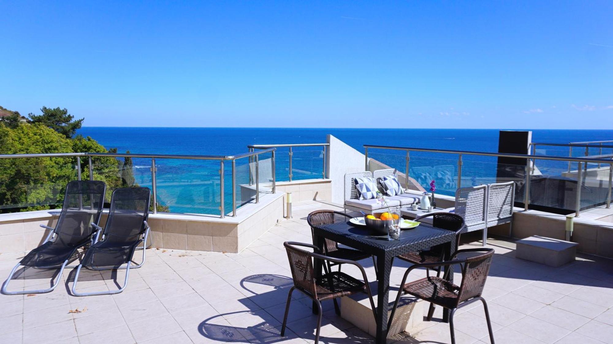 Апартаменти Бяла Клиф На Плажа - Apartments Byala Cliff First Line Εξωτερικό φωτογραφία