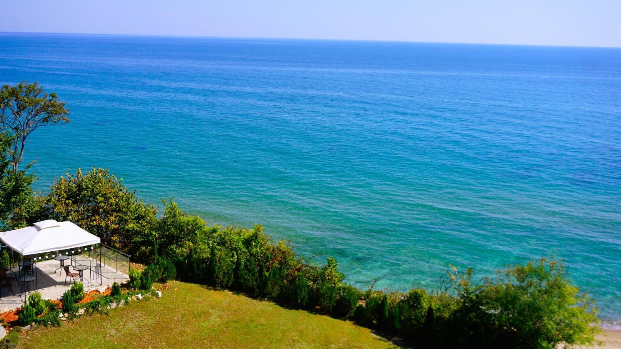 Апартаменти Бяла Клиф На Плажа - Apartments Byala Cliff First Line Εξωτερικό φωτογραφία