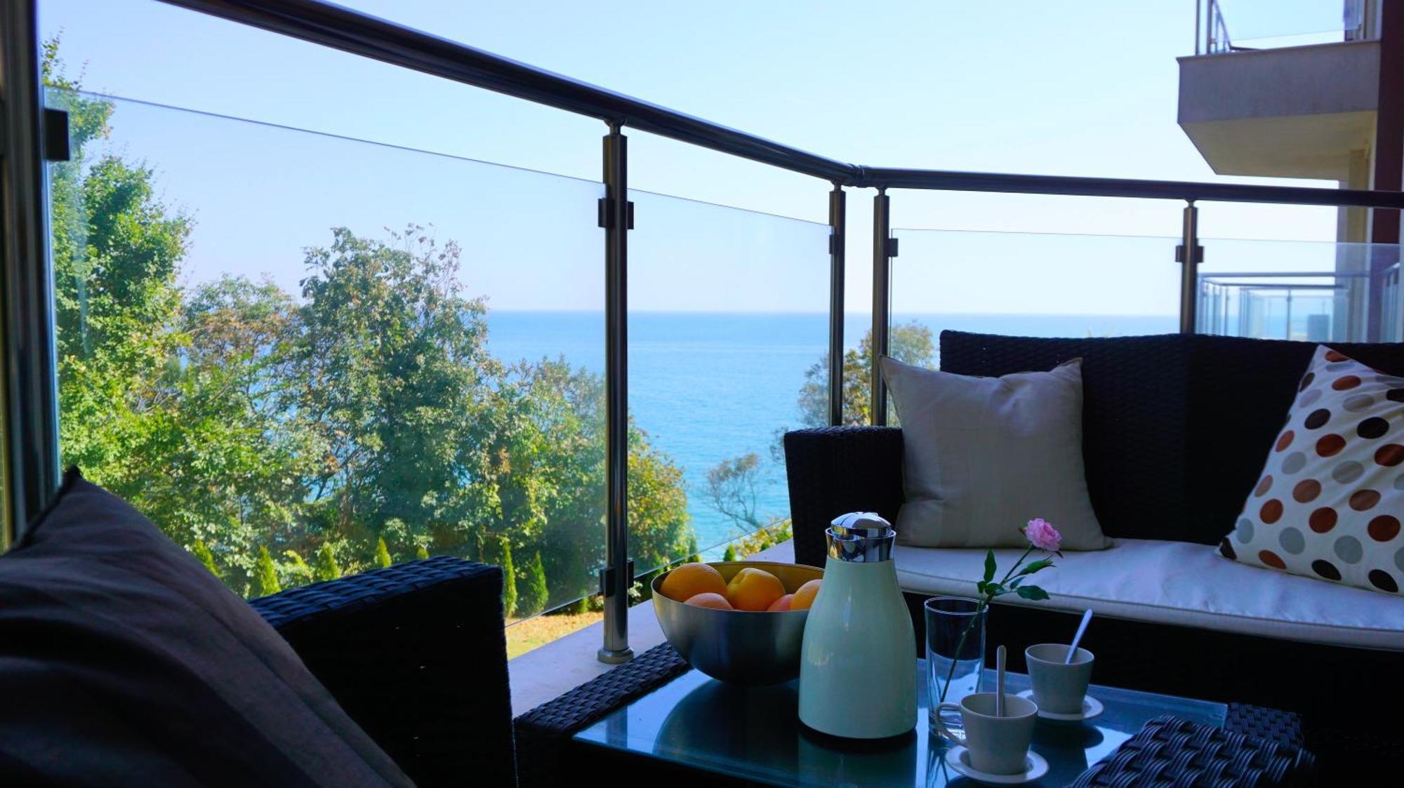 Апартаменти Бяла Клиф На Плажа - Apartments Byala Cliff First Line Εξωτερικό φωτογραφία